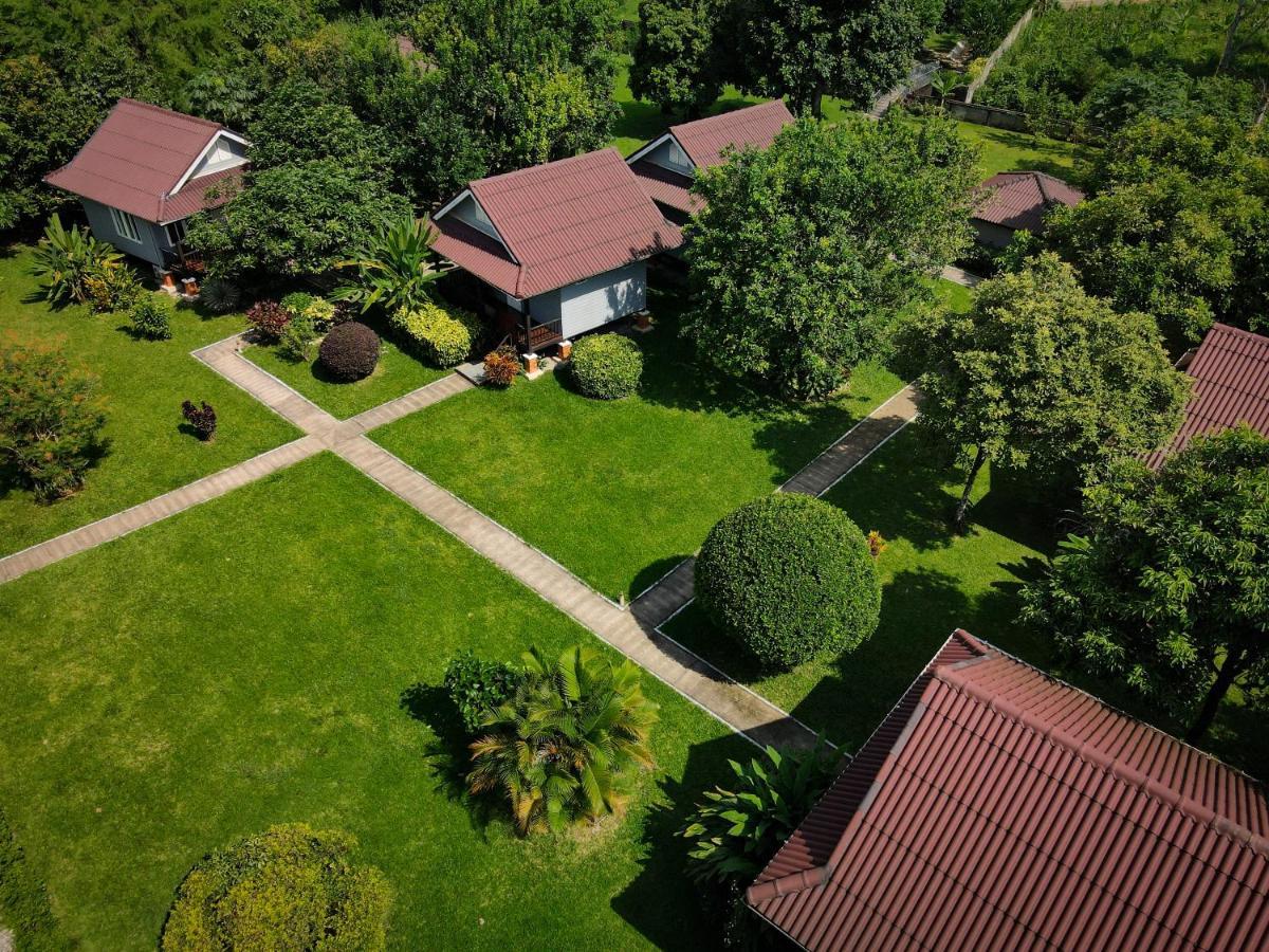 Bearlinbungalow Vang Vieng Dış mekan fotoğraf