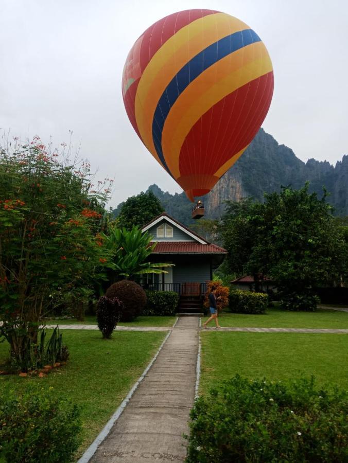 Bearlinbungalow Vang Vieng Dış mekan fotoğraf